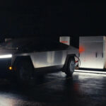 The Tesla Cybertruck charging at a Tesla V4 Supercharger at up to 500 kW. (Source: Tesla) 500 kW Cybertruck V4 Supercharging