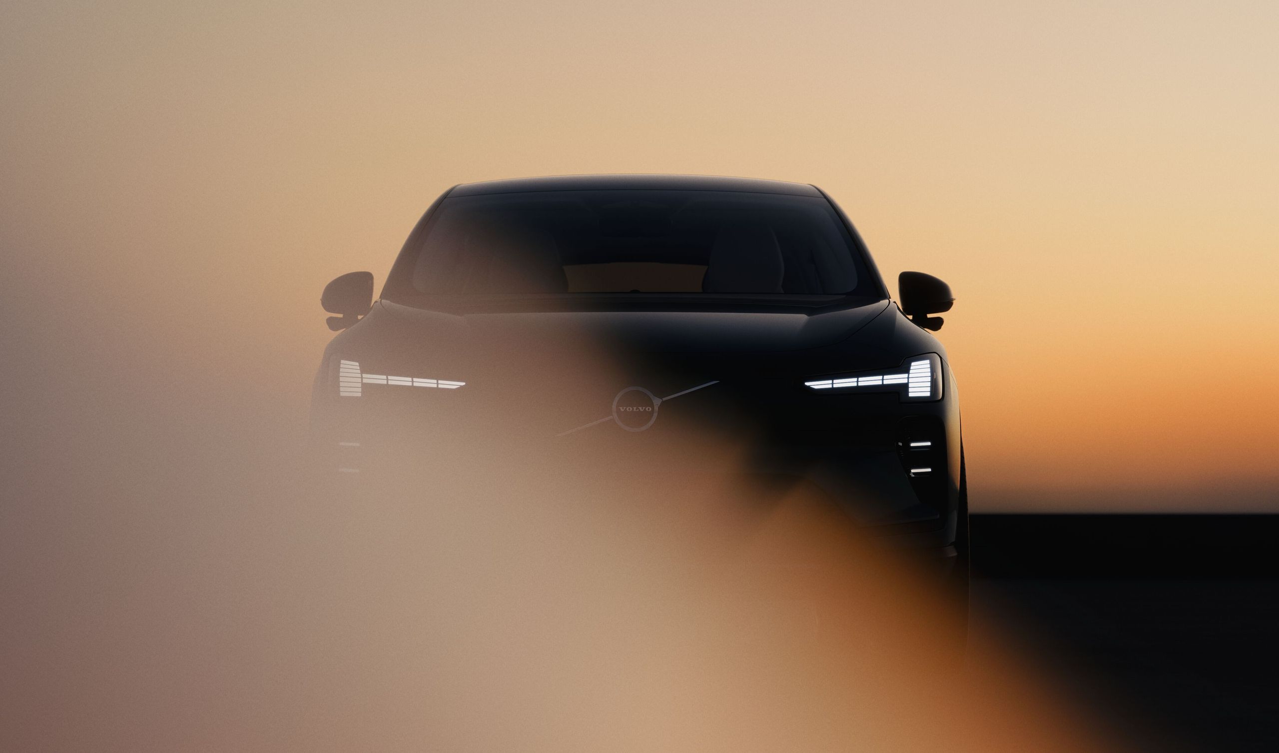 Volvo EX60 To Offer 400 Miles of Range and Outstanding DC Fast-Charging Speed