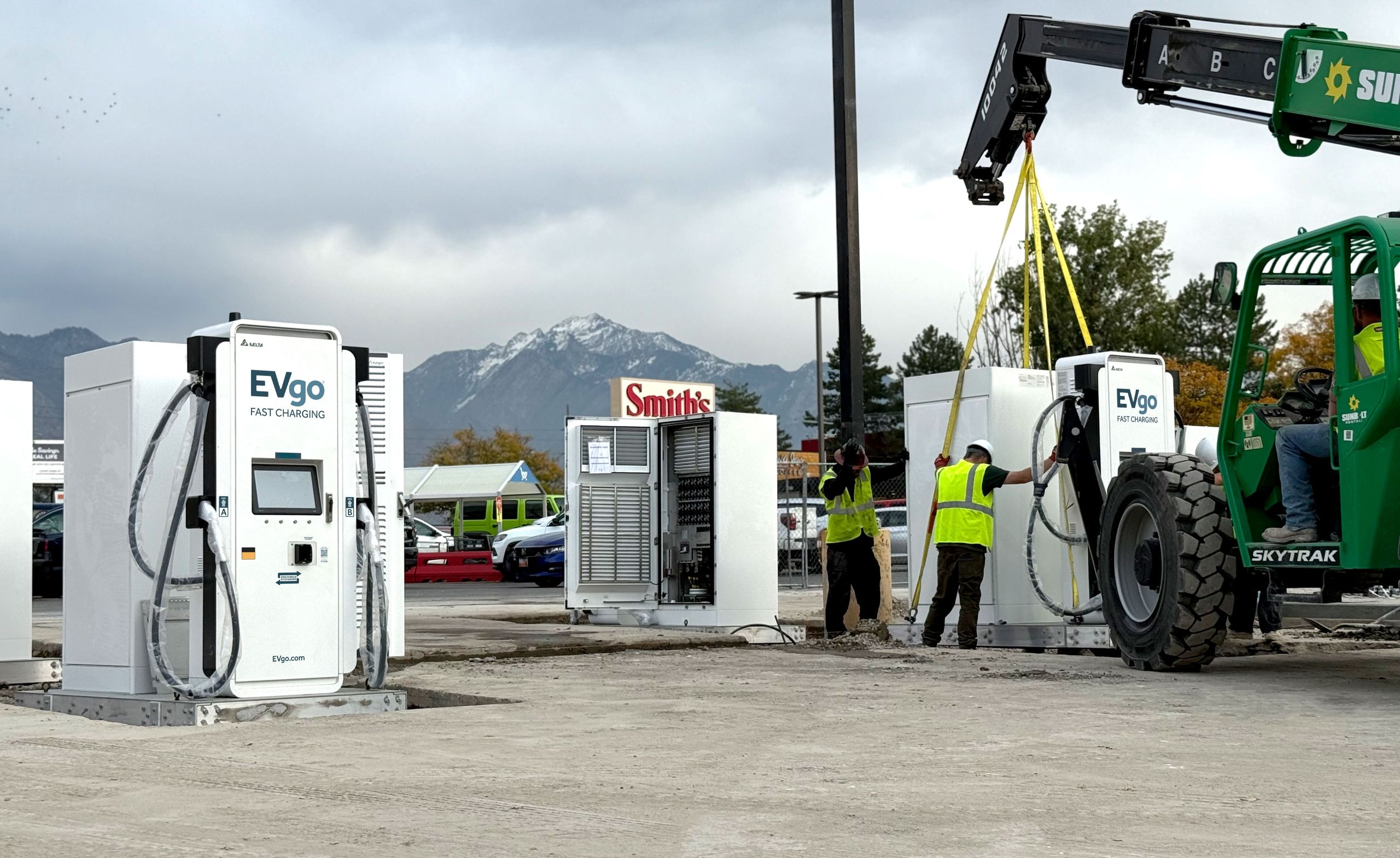 EVgo To Deploy Thousands of New Chargers in Partnership With Kroger